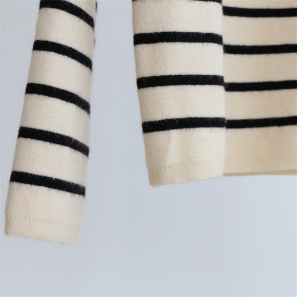 Last one!!! French Strip Sweater Cardigan - Picture 3 of 9